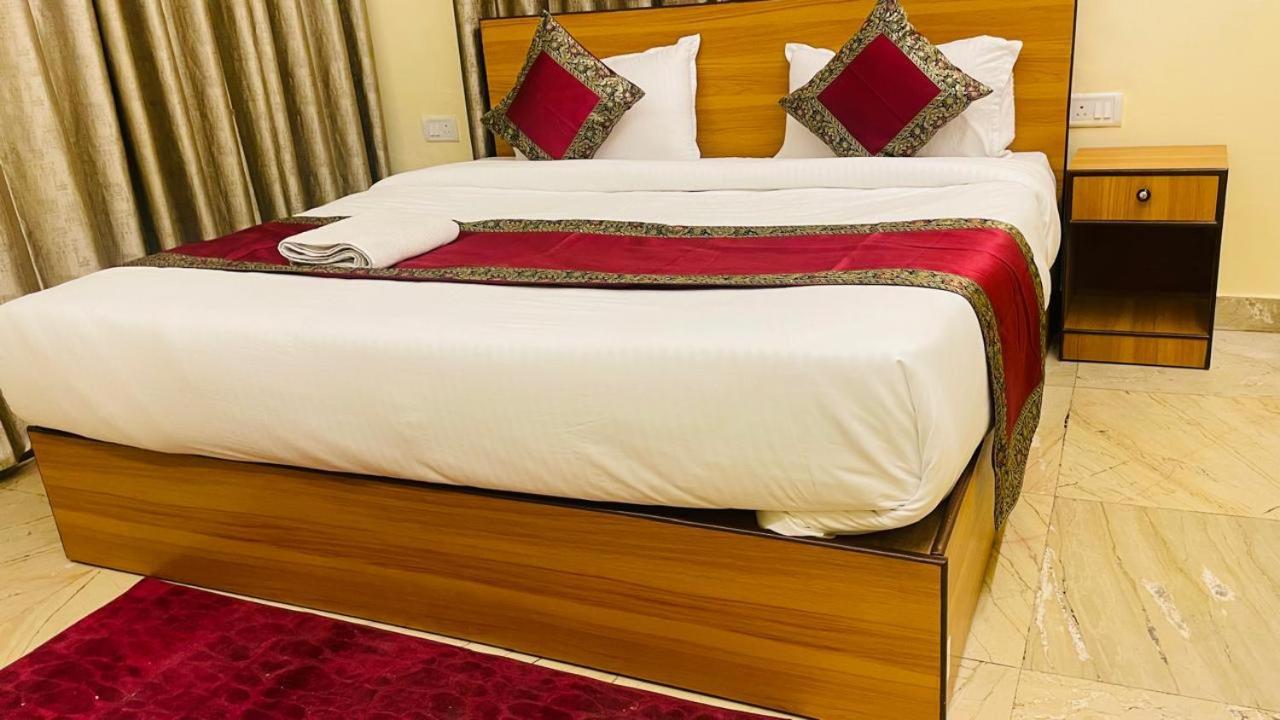 Shankar Vilaas -A Boutique Stay Forigners Choice Near Ghats And Temples Varanasi Exterior foto